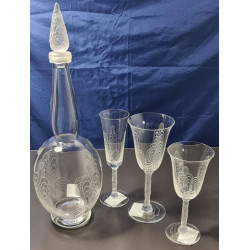 SET OF 36 GLASSES + 1 BOTTLE JETS D EAU