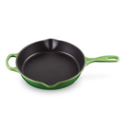 CAST IRON DEEP DOUBLE POUR SPOUTS SKILLET