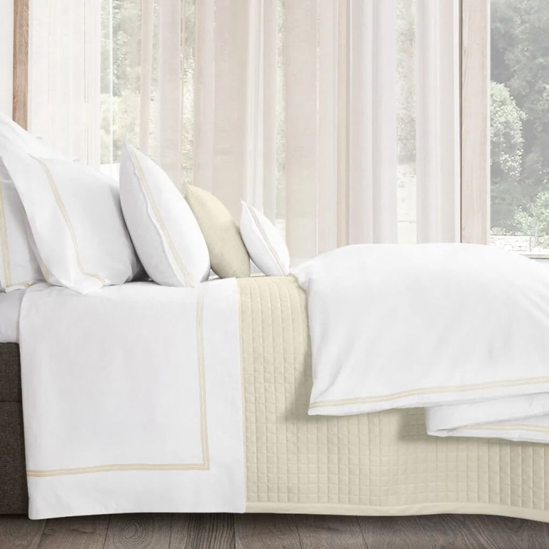 DUVET COVER AND PILLOWCASES SET, MYLOS