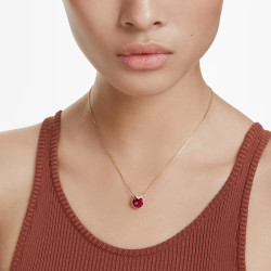 BELLA V PENDANT, ROUND CUT